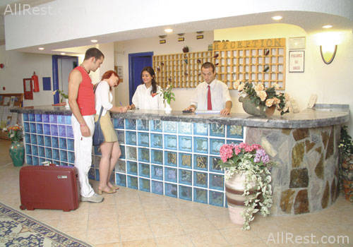 Club Alanka 16